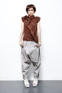 香港若手ファッションデザイナー「ティンビー・ロー (Timbee Lo)」