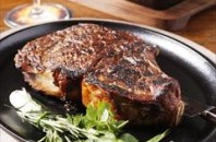 九龍（カオルーン）ステーキハウス｢Toro Steak & Gastro Pub｣