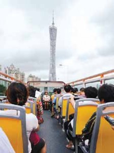 2階建てオープンバスから珠江沿いを眺めよう！
