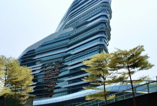 香港建築トリップ 「Zaha Hadid（ザハ・ハディド）」