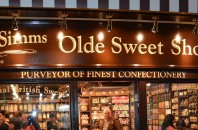 イギリスのレトロなお菓子屋「Mr Simms Olde Sweet Shoppe」セントラルに登場！