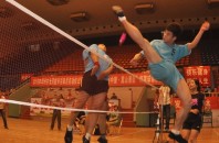 中国大衆スポーツ「踢毽子（羽根蹴り、蹴羽根）」