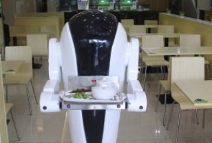 配膳ロボットによる料理提供システム！広州御一信息技術有限公司
