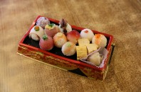 中環 ケンコーラーメンに20食限定の「手まり寿司」が登場