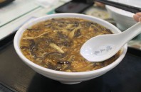 香港人に愛される滋養強壮食材 「ヘビ」スープ